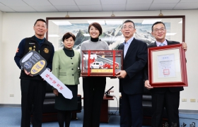 提升偏鄉緊急救援能力 鑫永銓捐贈３輛救護車