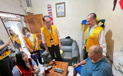 土地銀行攜手華山 送暖弱勢長輩家中